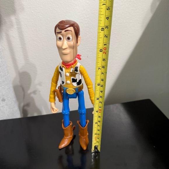 2017 Mattel Toy Story Woody Cowboy 9" Action Figure Disney Pixar No Accessories - Picture 7 of 9